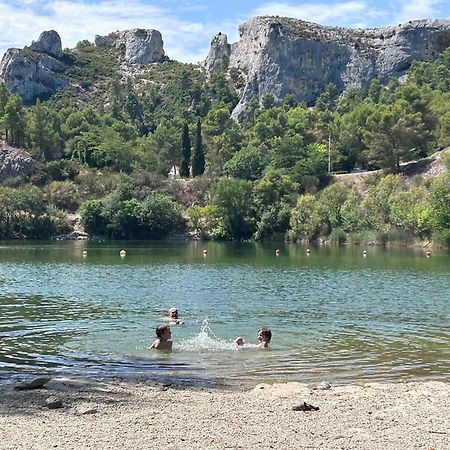 La Begude Des Alpilles Bed & Breakfast Orgon Exterior foto